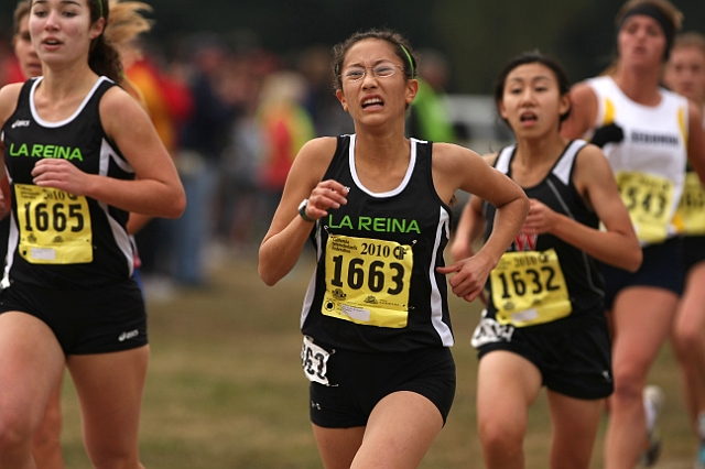 2010CIF XC GD4-0875.JPG - 2010 California CIF Cross Country Championships, Woodward Park, Fresno, California